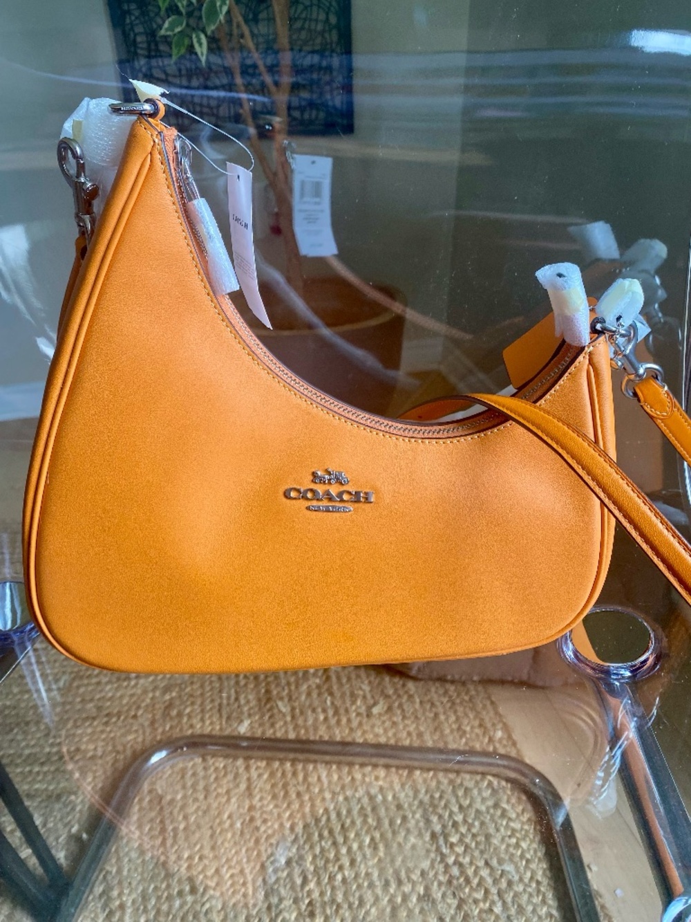 NEW WITH TAGS COACH LEATHER TWIST TERI SHOULDER/CROSSBODY BAG